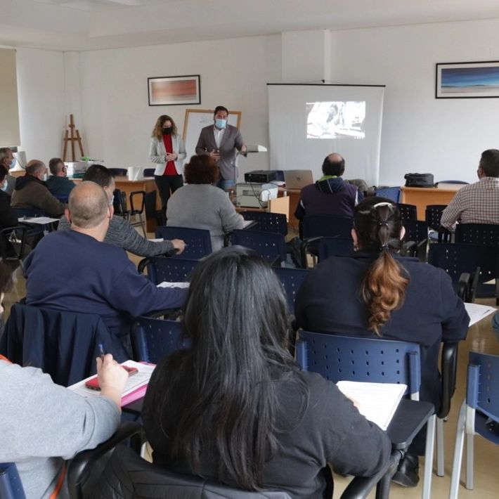 Participantes en el curso de Mantenimiento de Jardine
