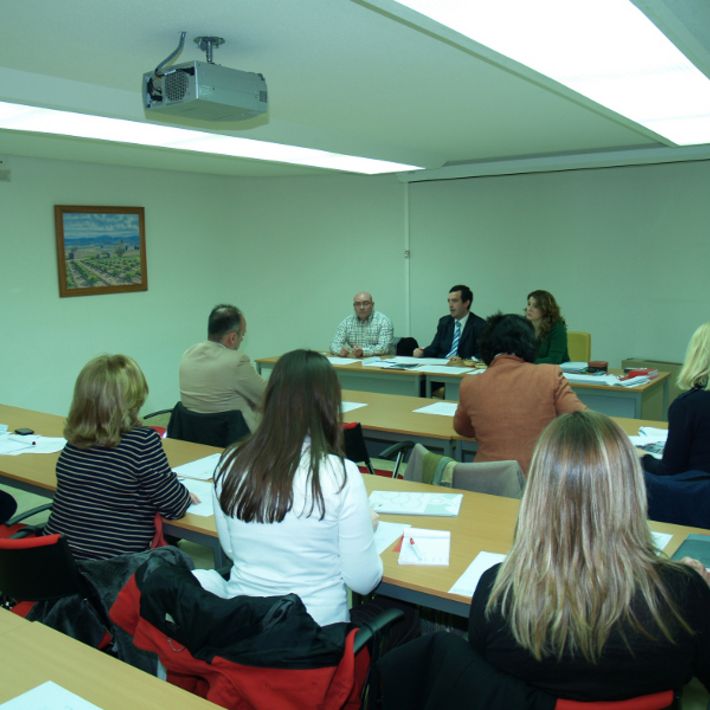 Reunión preparatoria con las empresas asistentes a la feria Prowein, en Alemania.